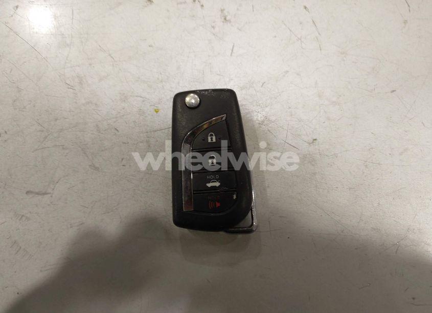 Photo 11 of 2019 Toyota Camry SE (VIN 4T1B11HK3KU802731)