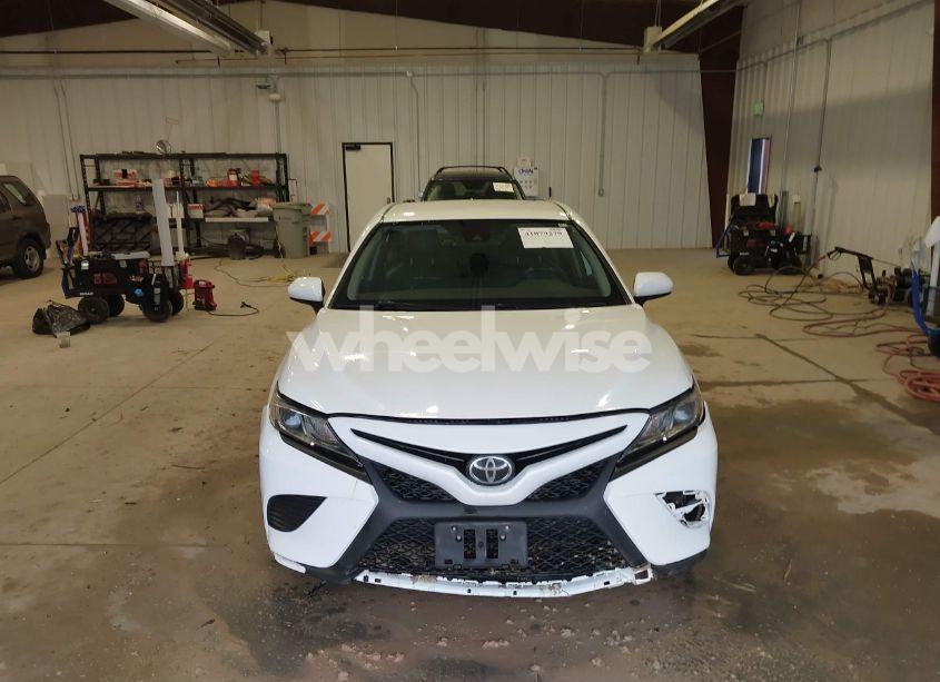 Photo 13 of 2019 Toyota Camry SE (VIN 4T1B11HK3KU802731)