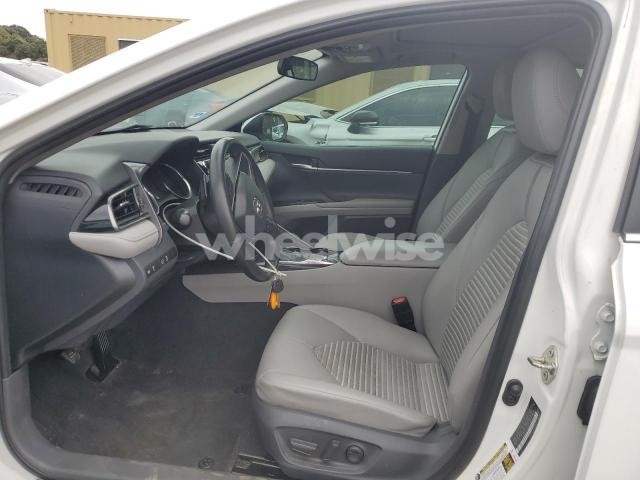 Photo 4 of 2019 TOYOTA CAMRY L (VIN 4T1B11HK3KU812885)