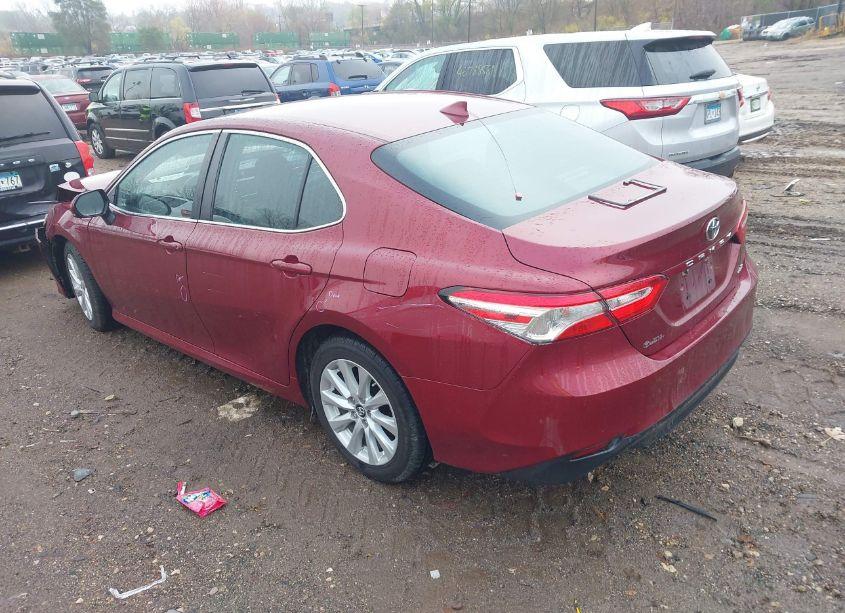 Photo 3 of 2019 Toyota Camry LE (VIN 4T1B11HK3KU825989)