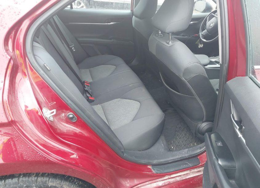 Photo 8 of 2019 Toyota Camry LE (VIN 4T1B11HK3KU825989)