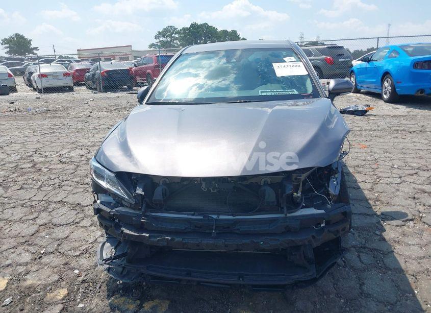 Photo 13 of 2019 Toyota Camry SE (VIN 4T1B11HK3KU850777)