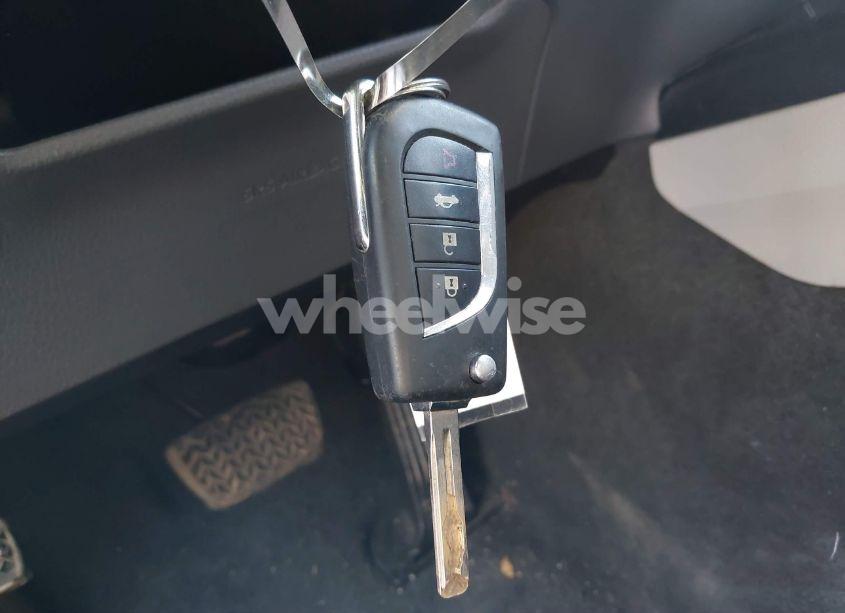 Photo 11 of 2019 Toyota Camry L (VIN 4T1B11HK3KU851766)