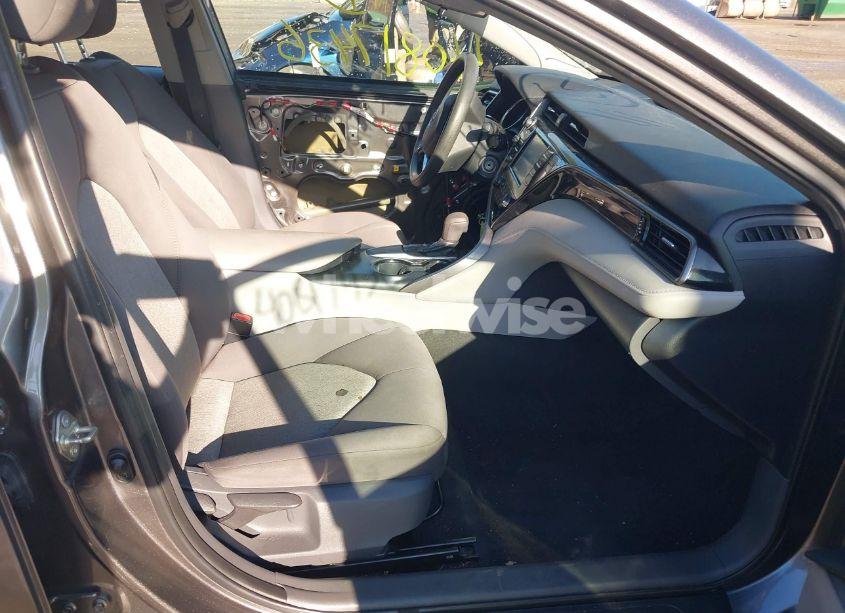 Photo 5 of 2019 Toyota Camry L (VIN 4T1B11HK3KU851766)