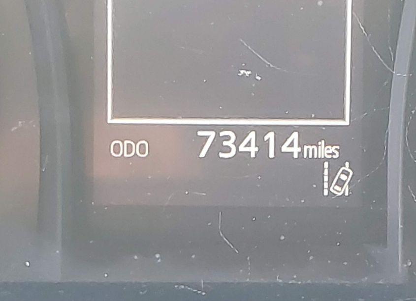 Photo 15 of 2018 Toyota Camry LE (VIN 4T1B11HK4JU099123)