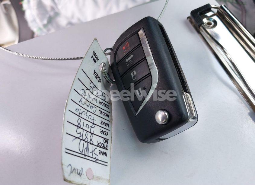 Photo 11 of 2018 Toyota Camry SE (VIN 4T1B11HK4JU159241)