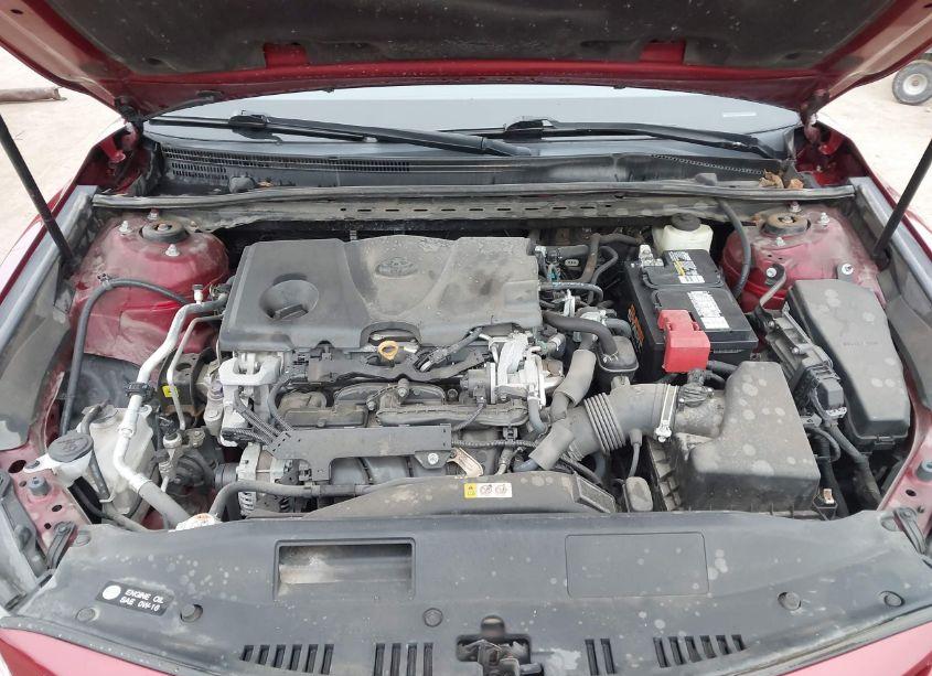 Photo 10 of 2018 Toyota Camry SE (VIN 4T1B11HK4JU580361)