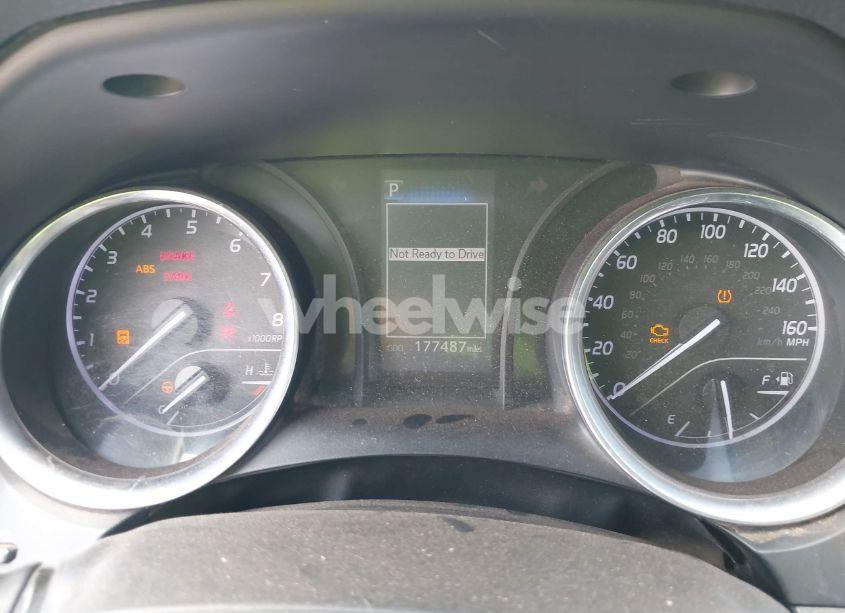 Photo 7 of 2018 Toyota Camry SE (VIN 4T1B11HK4JU583390)