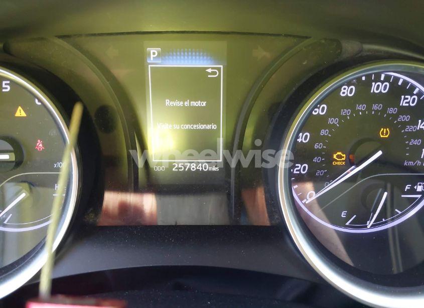 Photo 7 of 2018 Toyota Camry SE (VIN 4T1B11HK4JU598424)