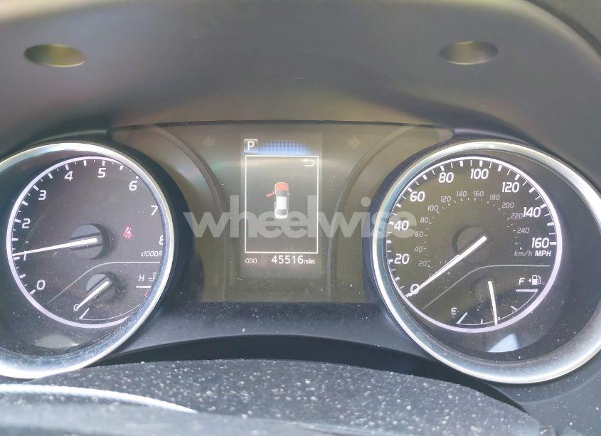 Photo 7 of 2018 Toyota Camry SE (VIN 4T1B11HK4JU602889)