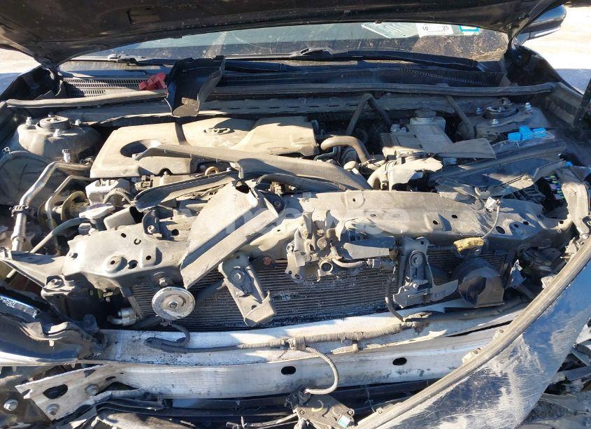 Photo 10 of 2018 Toyota Camry LE (VIN 4T1B11HK4JU640462)