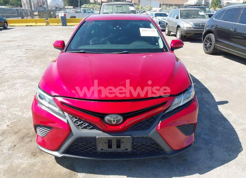 Photo 13 of 2019 Toyota Camry SE (VIN 4T1B11HK4KU161797)