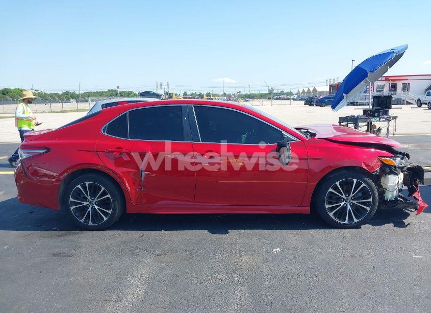 Photo 13 of 2019 Toyota Camry SE (VIN 4T1B11HK4KU168863)