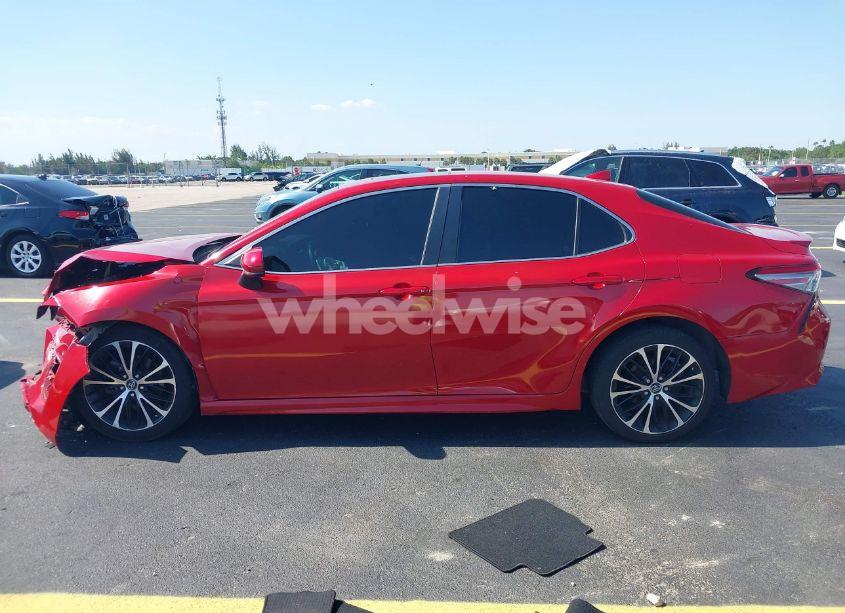 Photo 14 of 2019 Toyota Camry SE (VIN 4T1B11HK4KU168863)