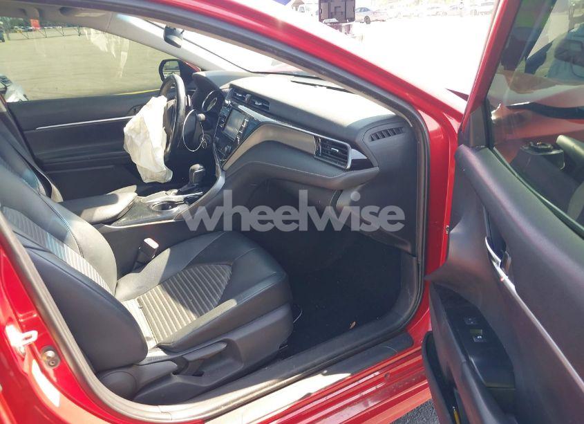 Photo 5 of 2019 Toyota Camry SE (VIN 4T1B11HK4KU168863)