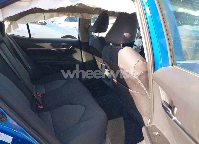 Photo 8 of 2019 Toyota Camry LE (VIN 4T1B11HK4KU175733)