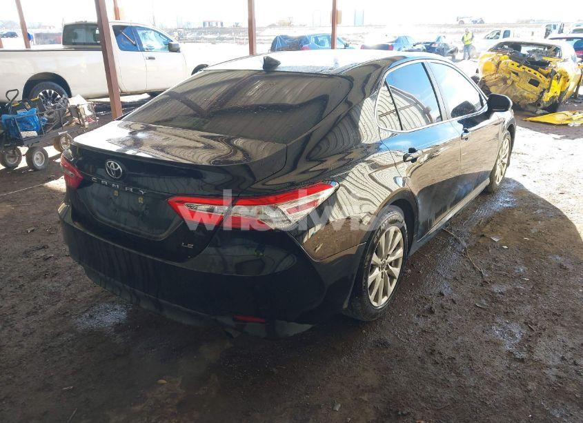 Photo 4 of 2019 Toyota Camry LE (VIN 4T1B11HK4KU176235)