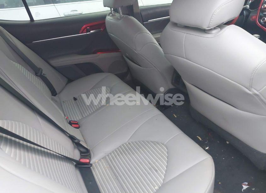 Photo 8 of 2019 Toyota Camry SE (VIN 4T1B11HK4KU180561)