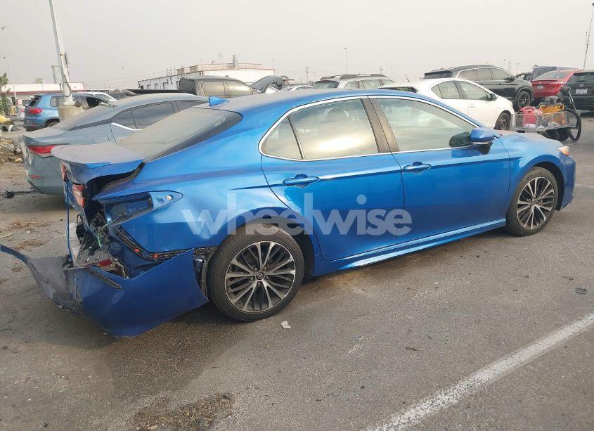 Photo 4 of 2019 Toyota Camry SE (VIN 4T1B11HK4KU190183)