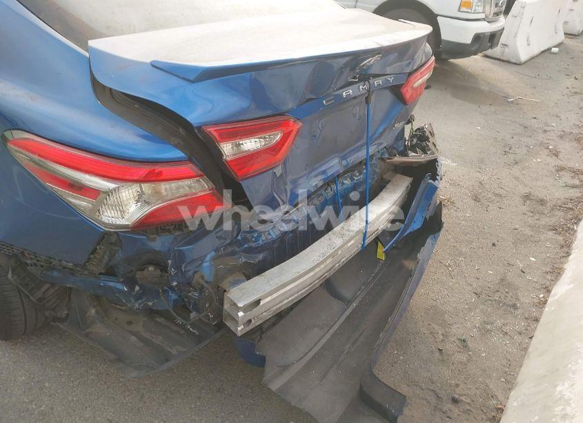 Photo 6 of 2019 Toyota Camry SE (VIN 4T1B11HK4KU190183)