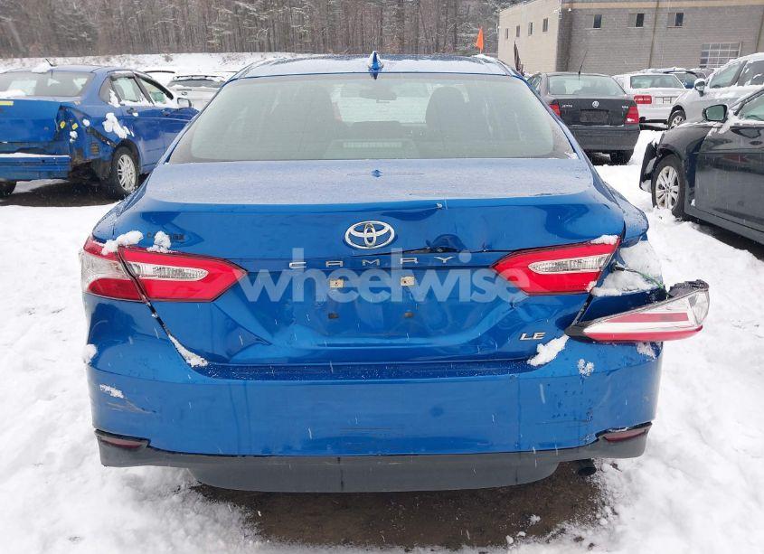 Photo 16 of 2019 Toyota Camry LE (VIN 4T1B11HK4KU199742)