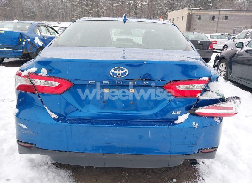 Photo 6 of 2019 Toyota Camry LE (VIN 4T1B11HK4KU199742)