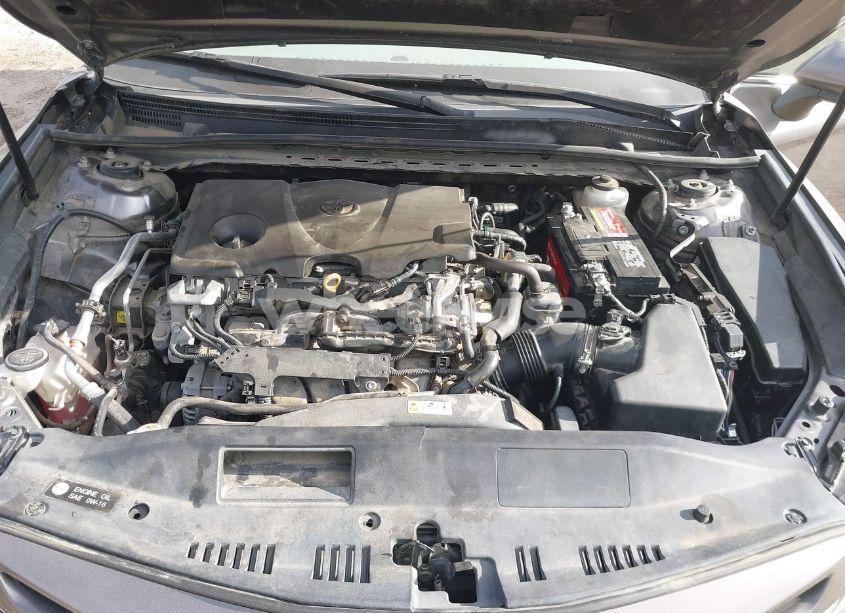 Photo 10 of 2019 Toyota Camry SE (VIN 4T1B11HK4KU214580)