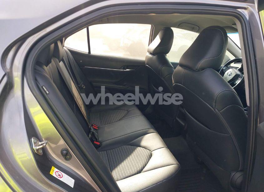 Photo 8 of 2019 Toyota Camry SE (VIN 4T1B11HK4KU214580)