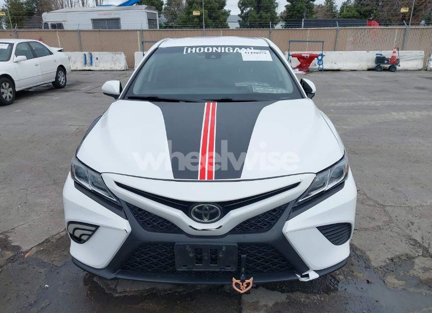 Photo 12 of 2019 Toyota Camry SE (VIN 4T1B11HK4KU217995)