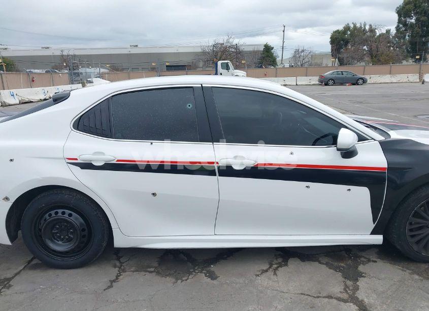 Photo 13 of 2019 Toyota Camry SE (VIN 4T1B11HK4KU217995)