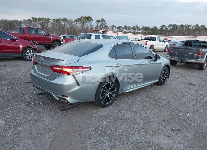 Photo 4 of 2019 Toyota Camry SE (VIN 4T1B11HK4KU218127)