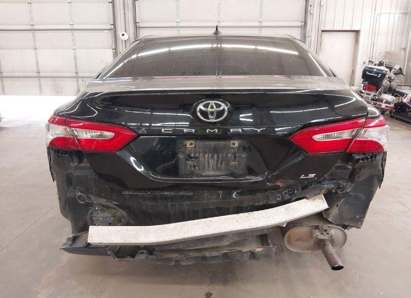 Photo 17 of 2019 Toyota Camry LE (VIN 4T1B11HK4KU232223)