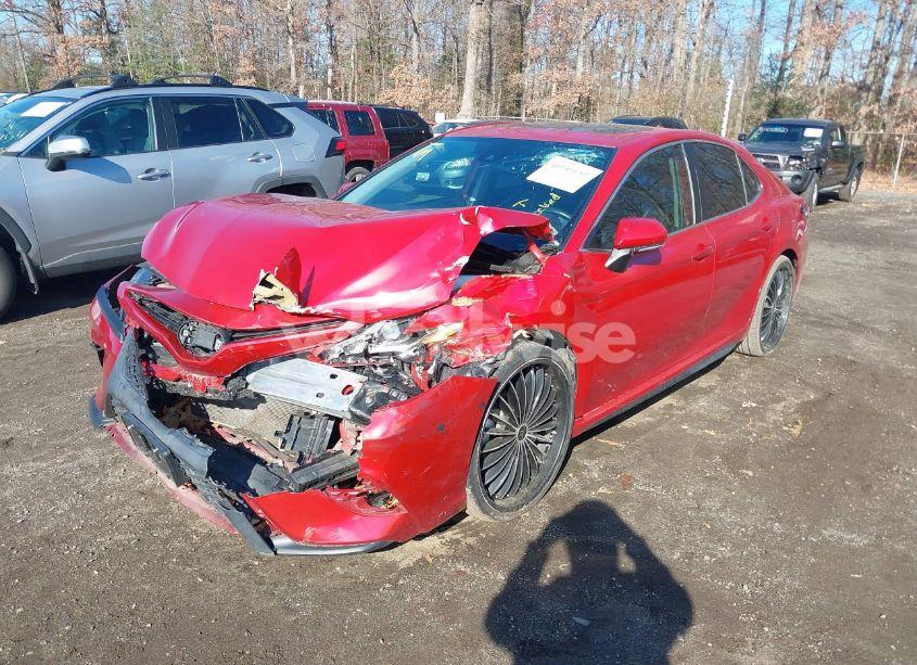 Photo 2 of 2019 Toyota Camry SE (VIN 4T1B11HK4KU247661)