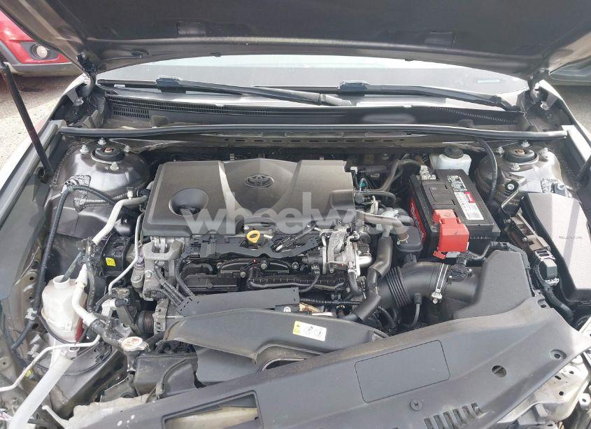 Photo 10 of 2019 Toyota Camry LE (VIN 4T1B11HK4KU254853)