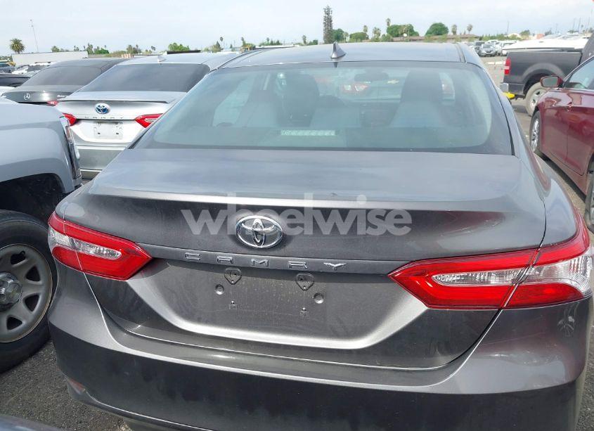 Photo 16 of 2019 Toyota Camry LE (VIN 4T1B11HK4KU254853)