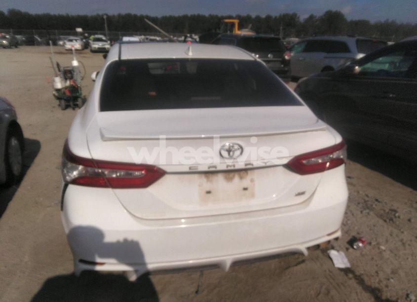 Photo 16 of 2019 Toyota Camry SE (VIN 4T1B11HK4KU262676)