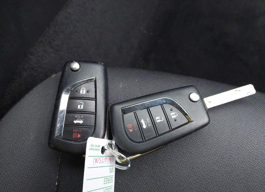 Photo 11 of 2019 Toyota Camry LE (VIN 4T1B11HK4KU263651)