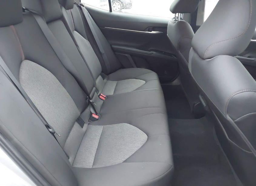 Photo 8 of 2019 Toyota Camry LE (VIN 4T1B11HK4KU263651)