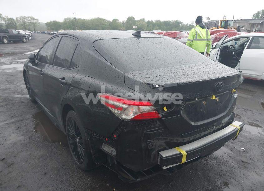 Photo 6 of 2019 Toyota Camry SE (VIN 4T1B11HK4KU268400)