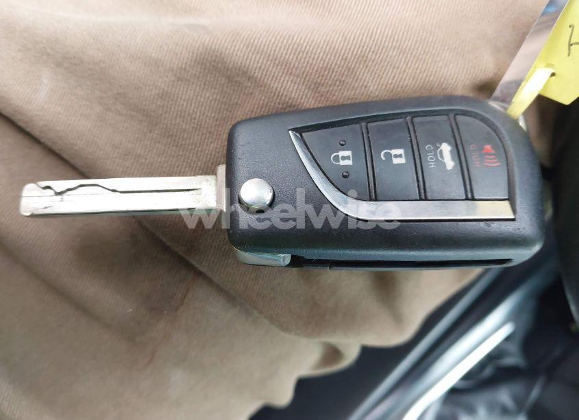 Photo 11 of 2019 Toyota Camry LE (VIN 4T1B11HK4KU272348)