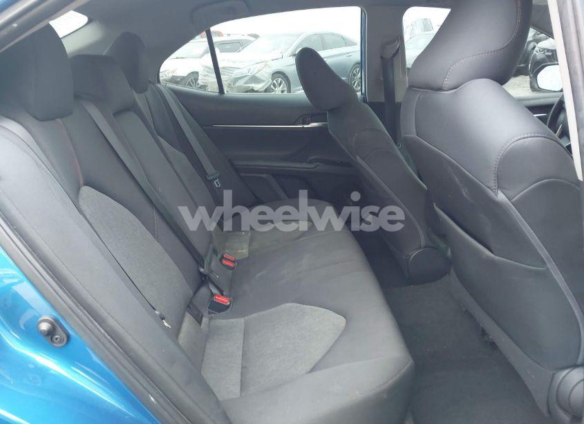 Photo 8 of 2019 Toyota Camry LE (VIN 4T1B11HK4KU272348)