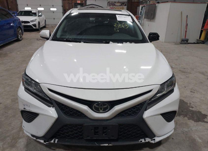 Photo 12 of 2019 Toyota Camry SE (VIN 4T1B11HK4KU280191)