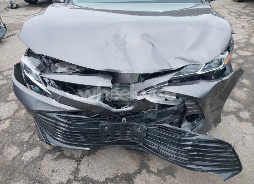 Photo 6 of 2019 Toyota Camry LE (VIN 4T1B11HK4KU281213)