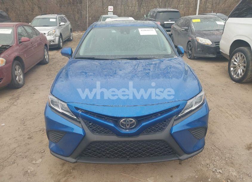 Photo 12 of 2019 Toyota Camry SE (VIN 4T1B11HK4KU297864)