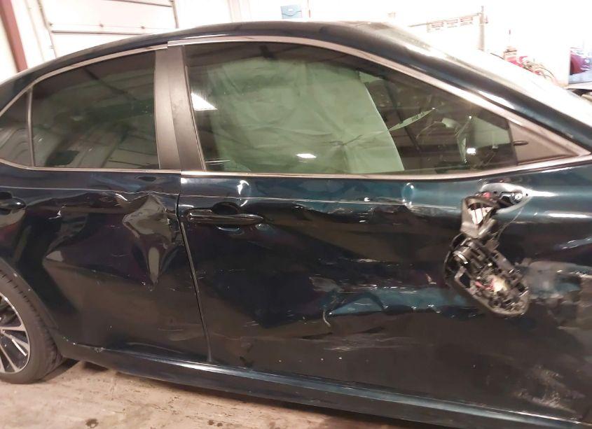 Photo 14 of 2019 Toyota Camry SE (VIN 4T1B11HK4KU712309)