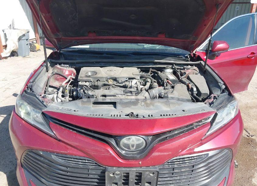 Photo 10 of 2019 Toyota Camry LE (VIN 4T1B11HK4KU725075)