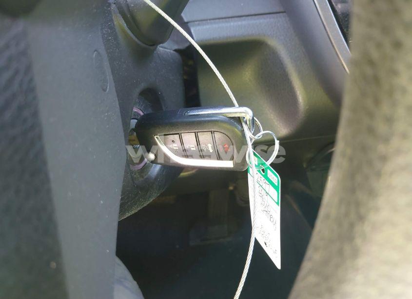 Photo 11 of 2019 Toyota Camry LE (VIN 4T1B11HK4KU725075)