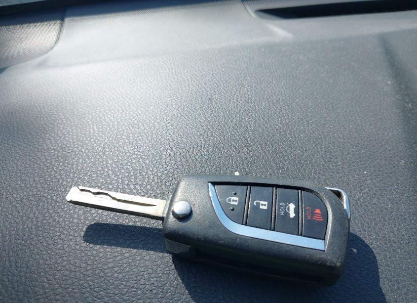 Photo 11 of 2019 Toyota Camry SE (VIN 4T1B11HK4KU729725)