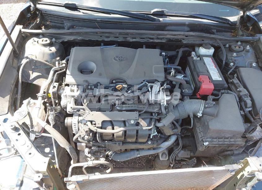 Photo 10 of 2019 Toyota Camry LE (VIN 4T1B11HK4KU733211)