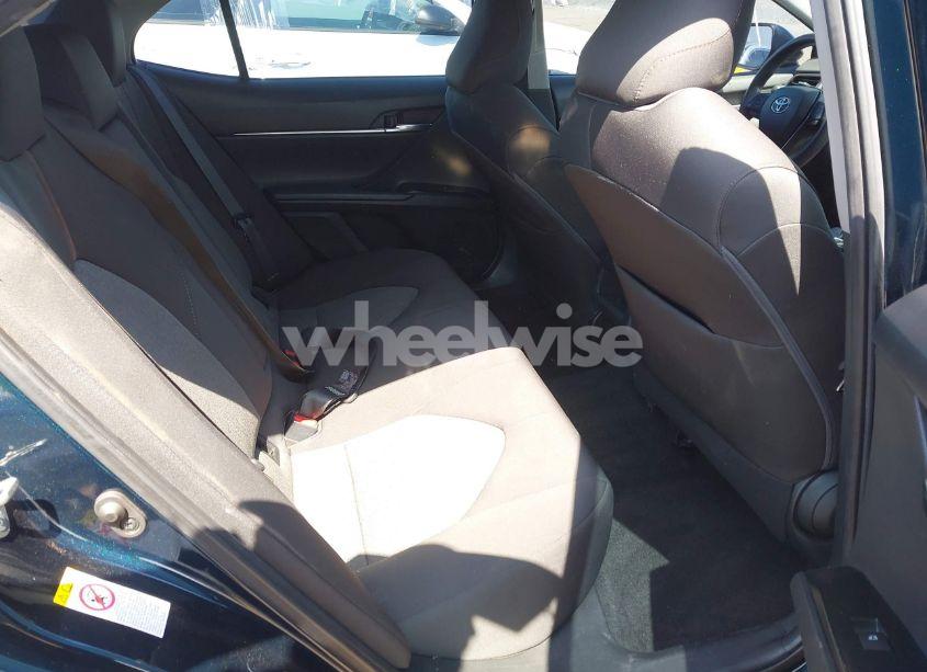 Photo 8 of 2019 Toyota Camry LE (VIN 4T1B11HK4KU733211)